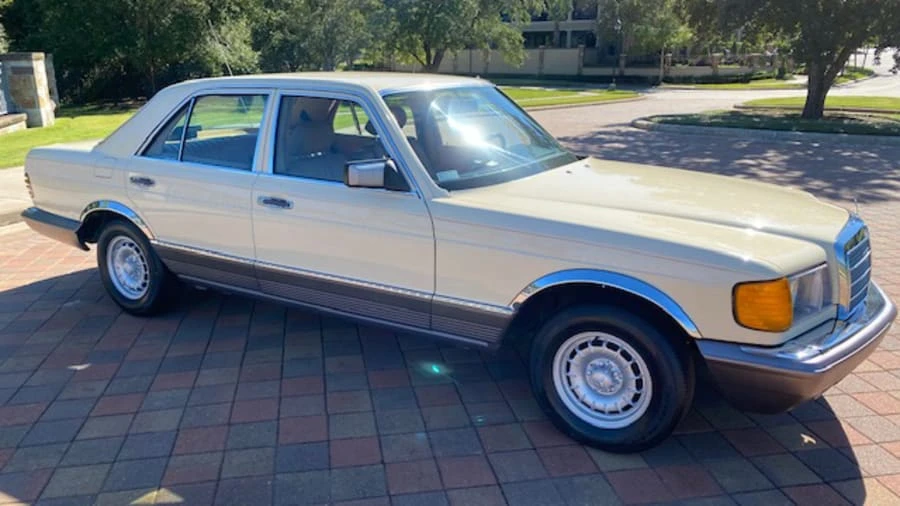 1983 Mercedes-Benz W126 S-Class Sedan - Image 9 of 10