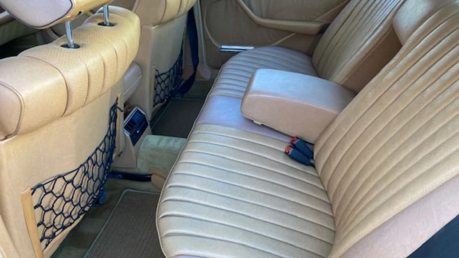 1983 Mercedes-Benz W126 S-Class Sedan - Image 6 of 10