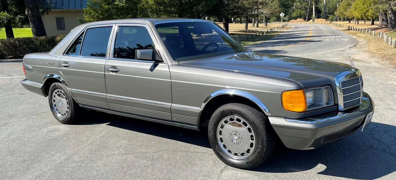 1983 Mercedes-Benz W126 S-Class Sedan - Image 17 of 31