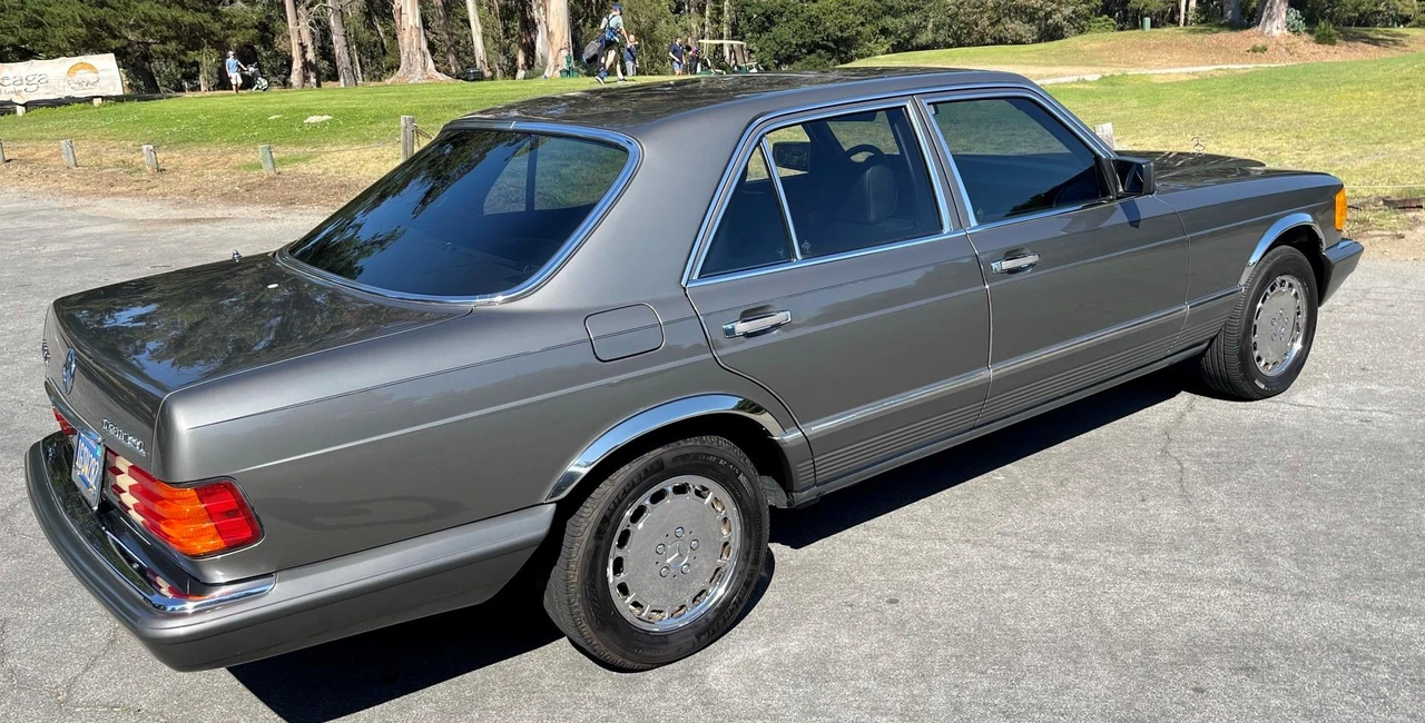 1983 Mercedes-Benz W126 S-Class Sedan - Image 14 of 31