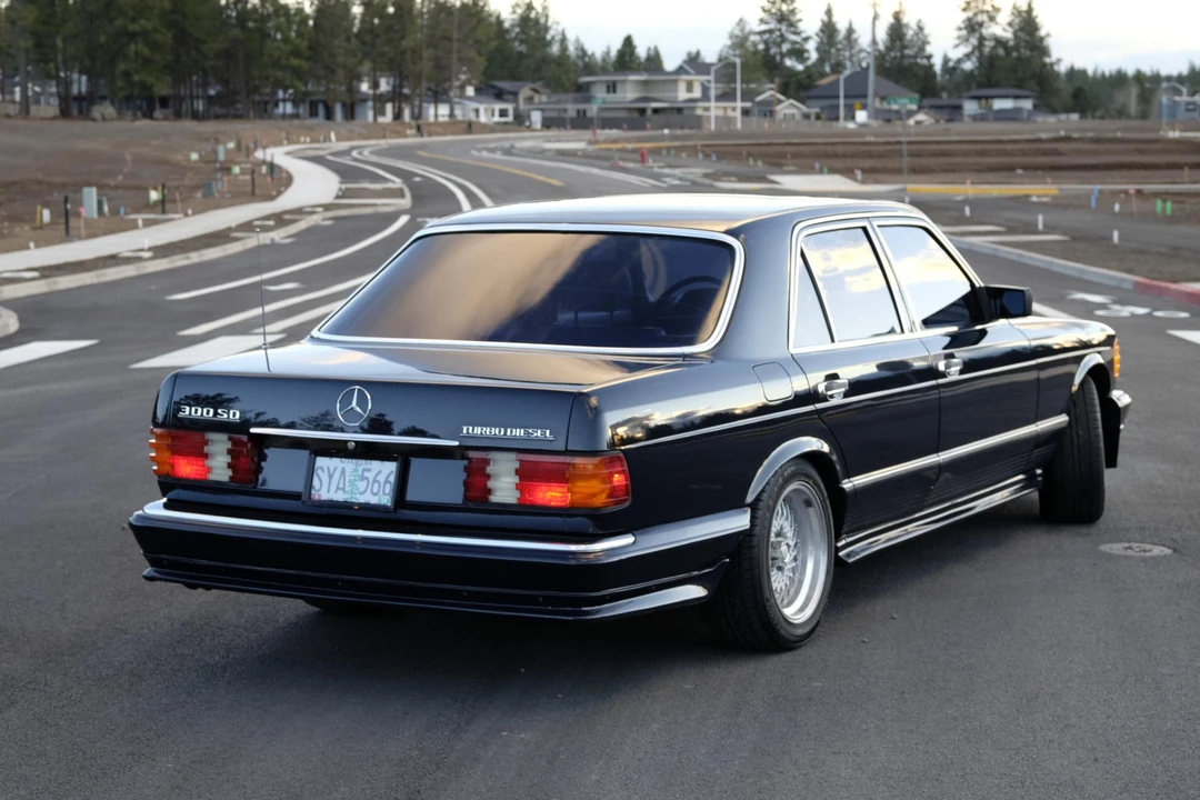 1983 Mercedes-Benz W126 S-Class Sedan - Image 12 of 31