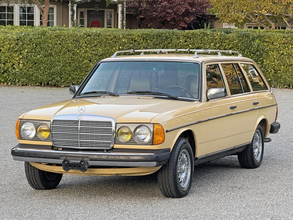 1983 Mercedes-Benz W123 Wagon (S123) - Image 2 of 31