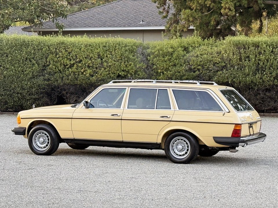 1983 Mercedes-Benz W123 Wagon (S123) - Image 9 of 31