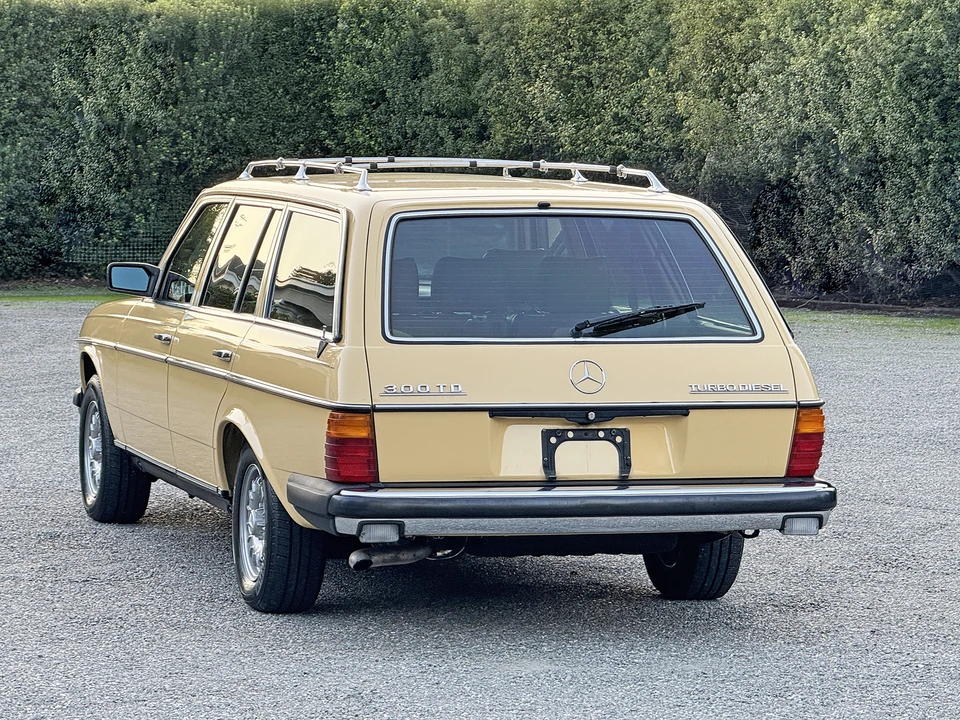 1983 Mercedes-Benz W123 Wagon (S123) - Image 13 of 31