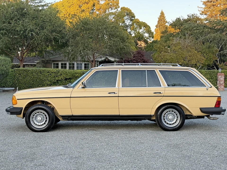 1983 Mercedes-Benz W123 Wagon (S123) - Image 8 of 31