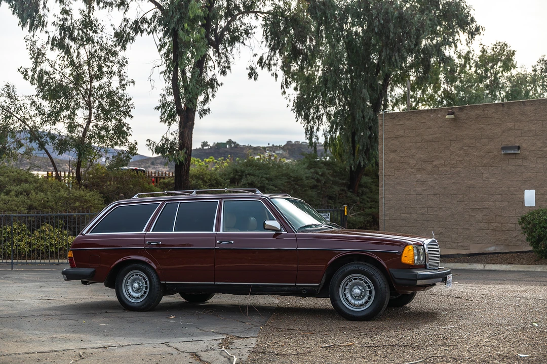 1983 Mercedes-Benz W123 Wagon (S123) - Image 6 of 31