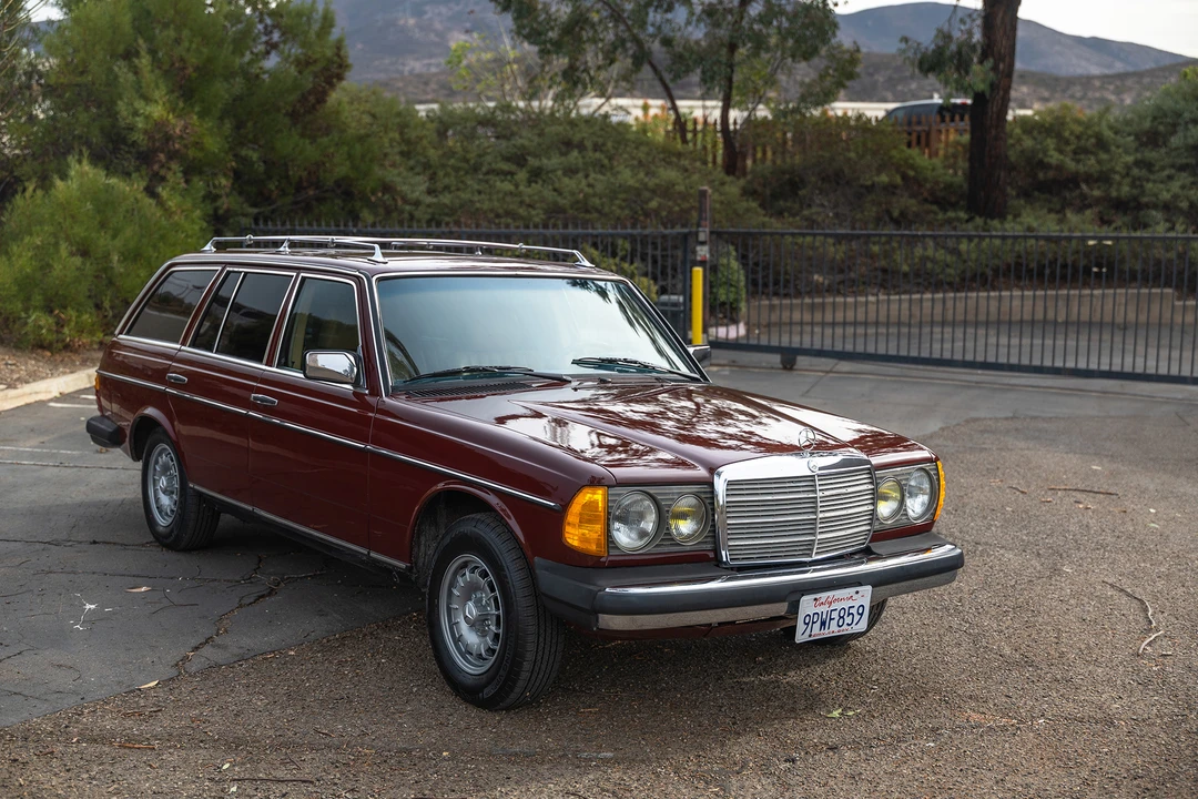 1983 Mercedes-Benz W123 Wagon (S123) - Image 5 of 31