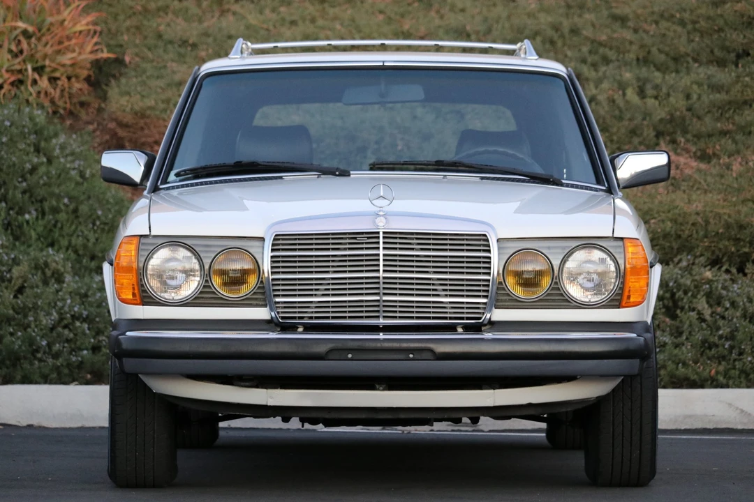 1983 Mercedes-Benz W123 Wagon (S123) - Image 16 of 31