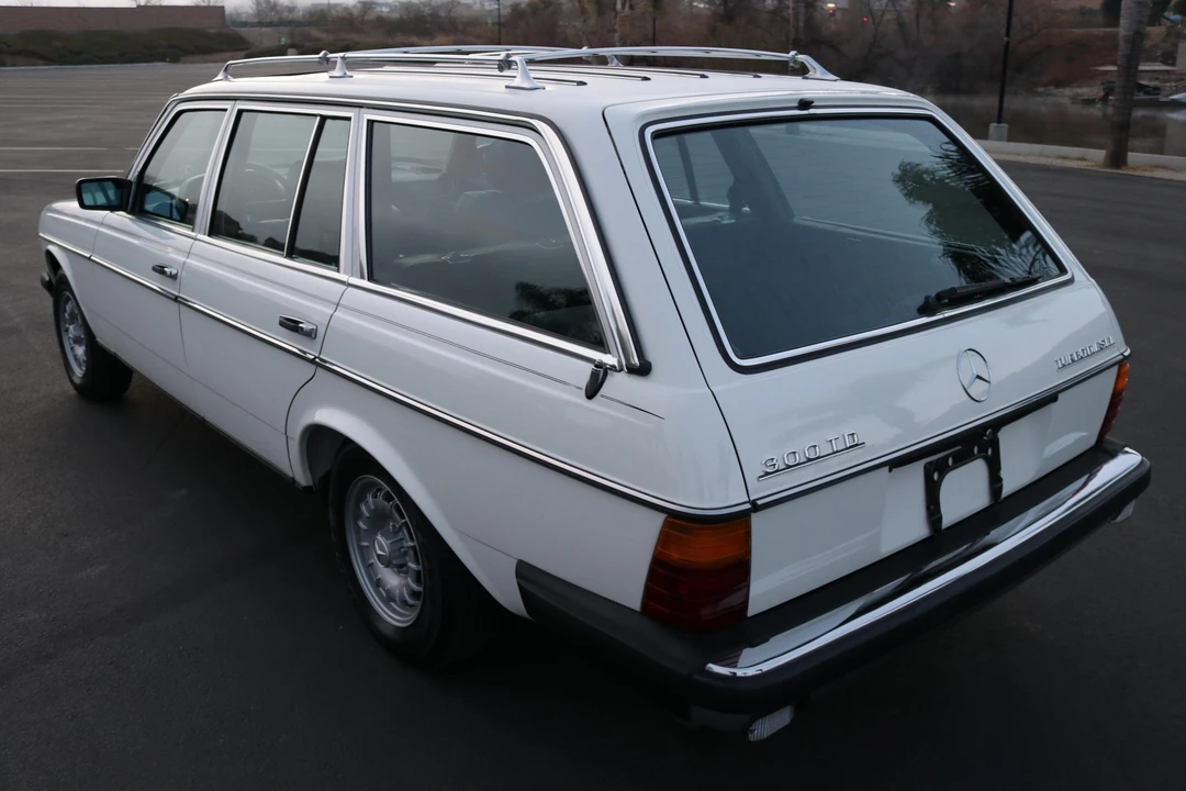 1983 Mercedes-Benz W123 Wagon (S123) - Image 20 of 31