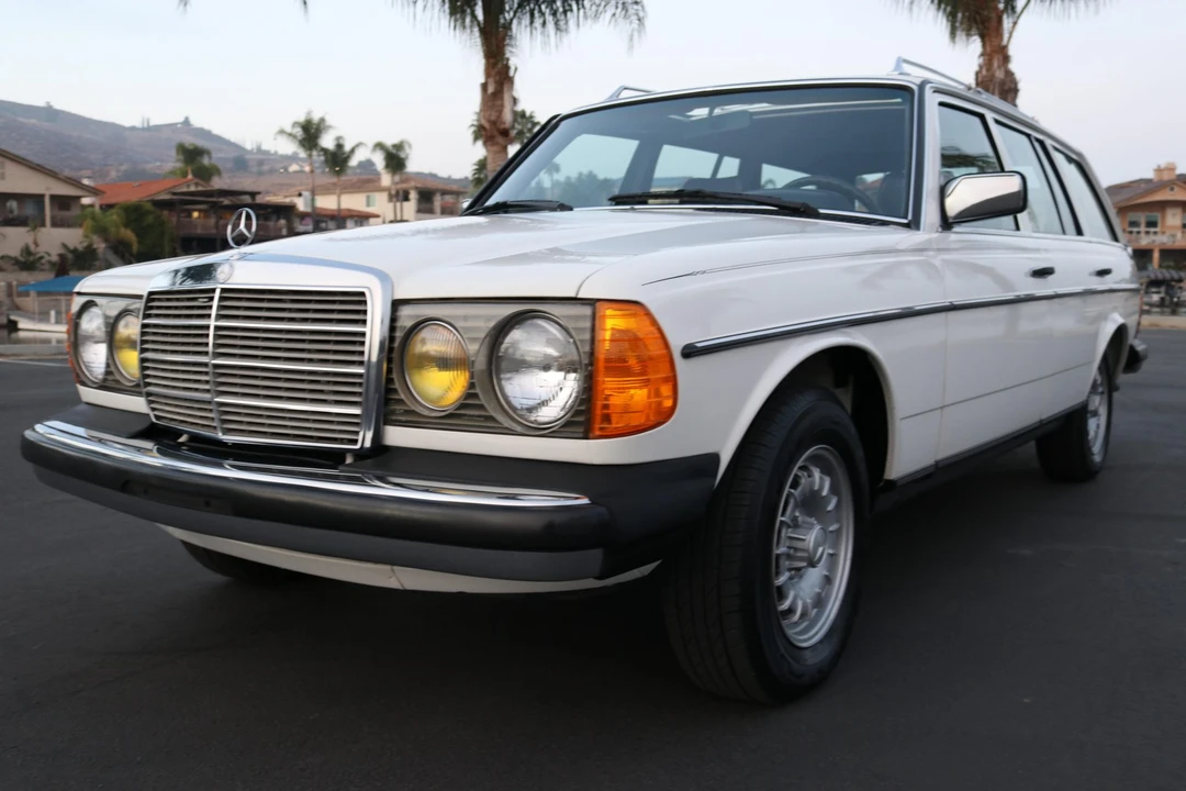 1983 Mercedes-Benz W123 Wagon (S123) - Image 18 of 31