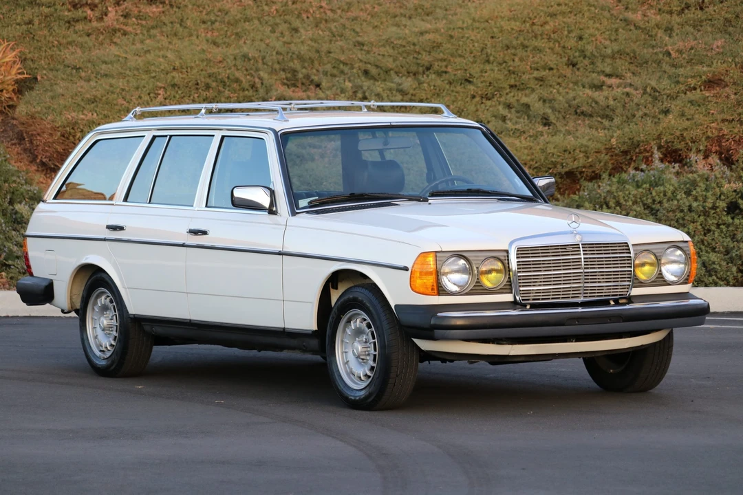 1983 Mercedes-Benz W123 Wagon (S123) - Image 12 of 31