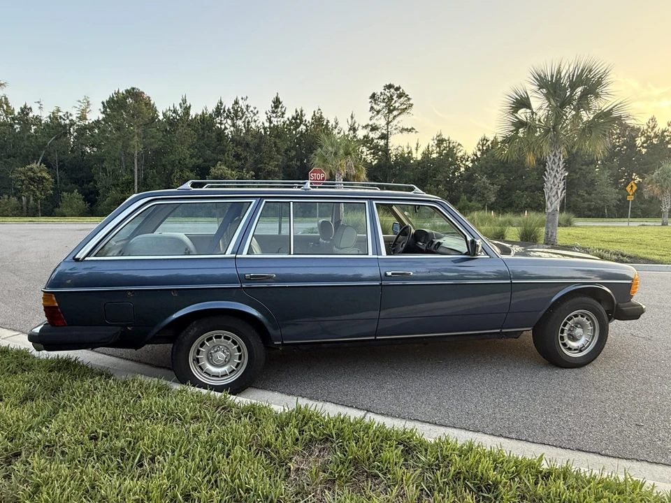 1983 Mercedes-Benz W123 Wagon (S123) - Image 10 of 31