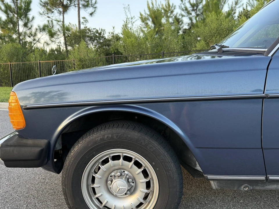 1983 Mercedes-Benz W123 Wagon (S123) - Image 20 of 31