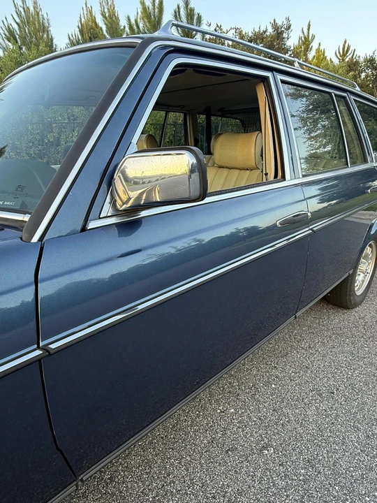 1983 Mercedes-Benz W123 Wagon (S123) - Image 18 of 31