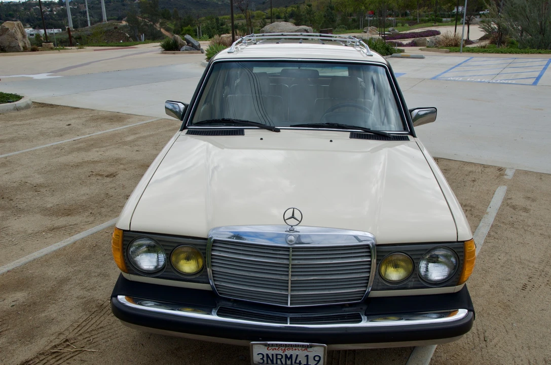 1983 Mercedes-Benz W123 Wagon (S123) - Image 18 of 31