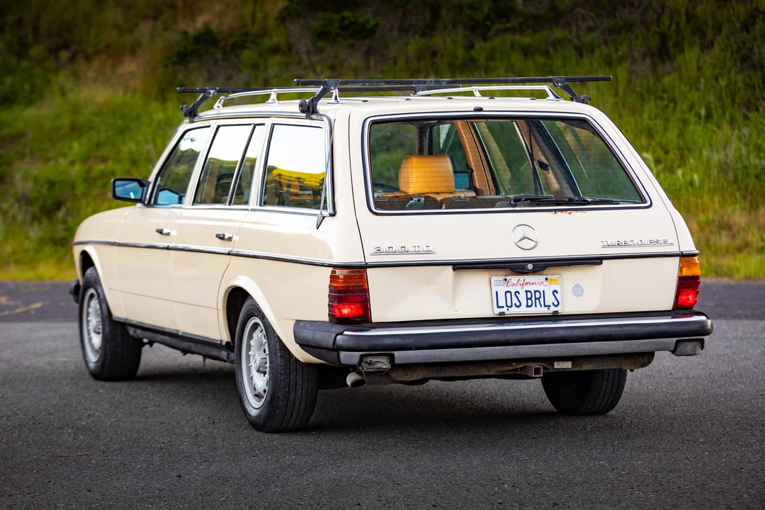 1983 Mercedes-Benz E-Class - Image 22 of 31
