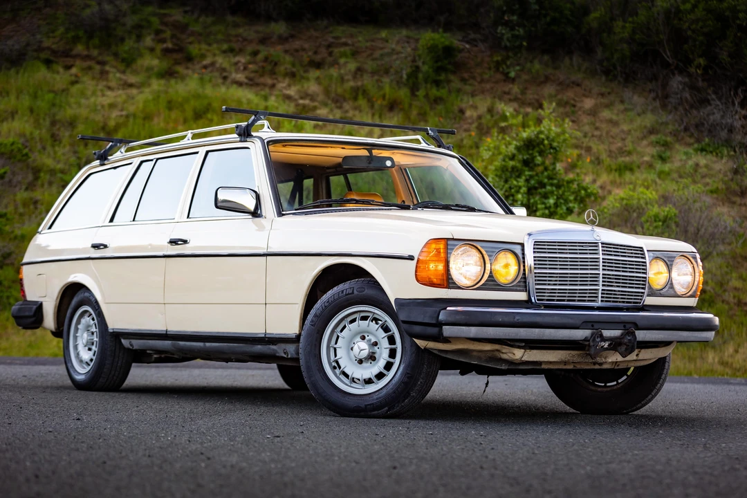 1983 Mercedes-Benz E-Class - Image 31 of 31