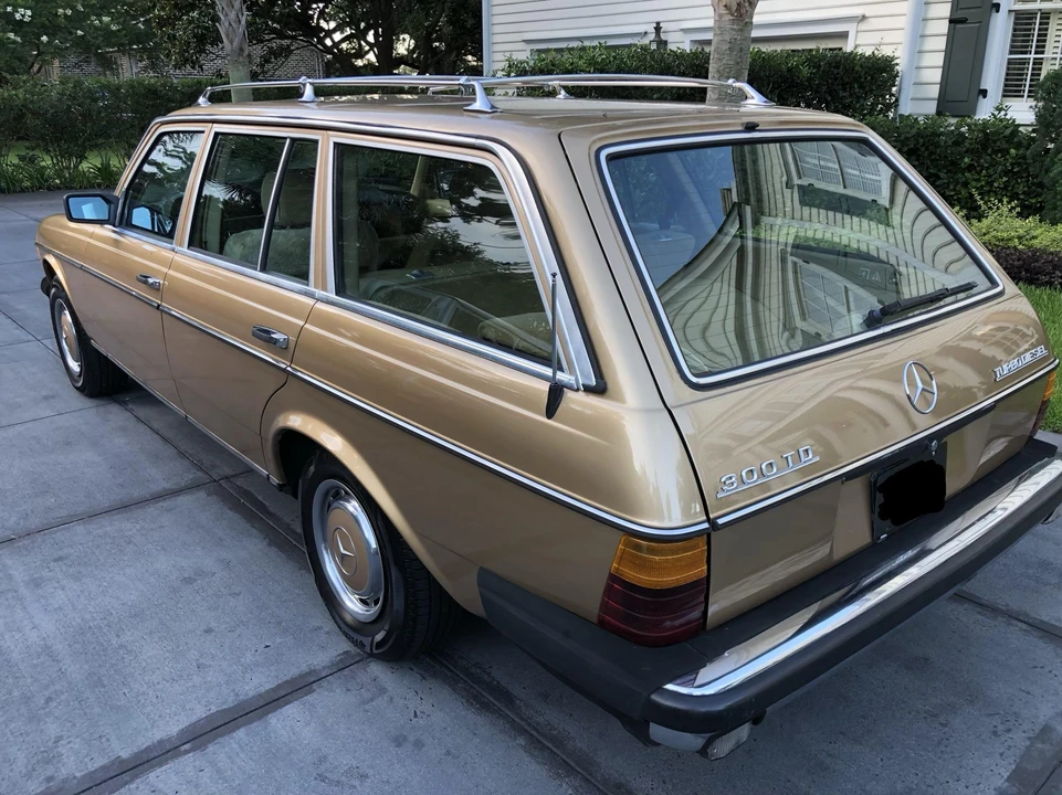 1983 Mercedes-Benz E-Class - Image 9 of 31
