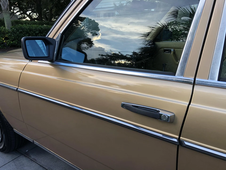 1983 Mercedes-Benz E-Class - Image 18 of 31