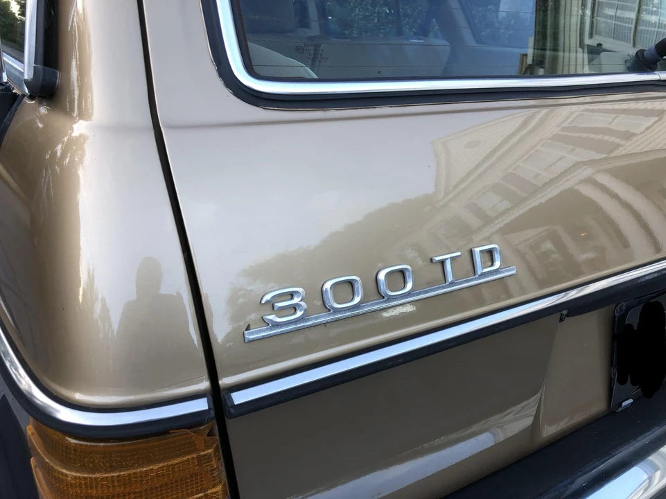 1983 Mercedes-Benz E-Class - Image 26 of 31