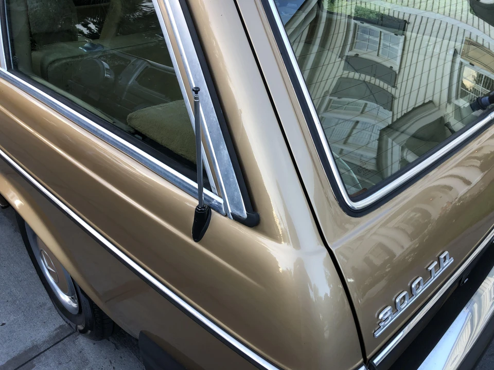 1983 Mercedes-Benz E-Class - Image 24 of 31