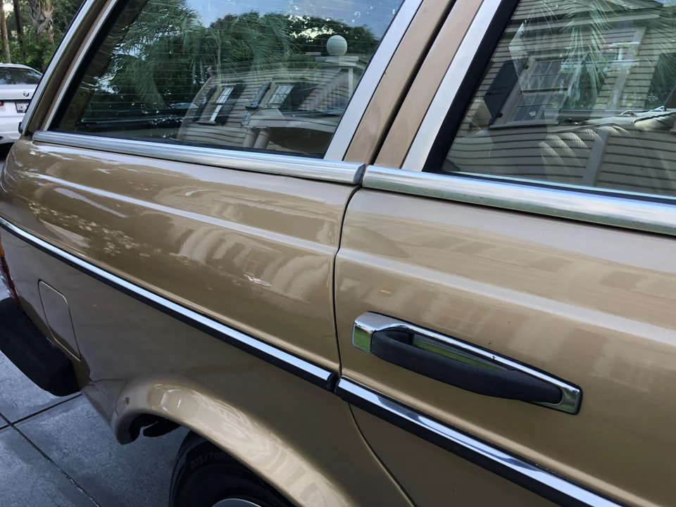 1983 Mercedes-Benz E-Class - Image 20 of 31