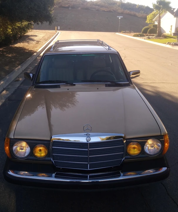 1983 Mercedes-Benz E-Class - Image 6 of 31