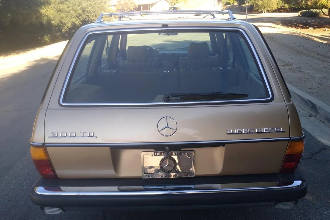 1983 Mercedes-Benz E-Class - Image 5 of 31
