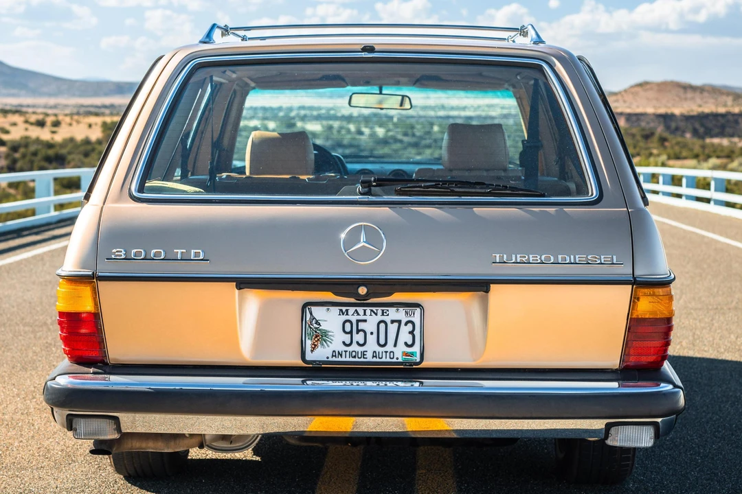 1983 Mercedes-Benz E-Class - Image 5 of 31