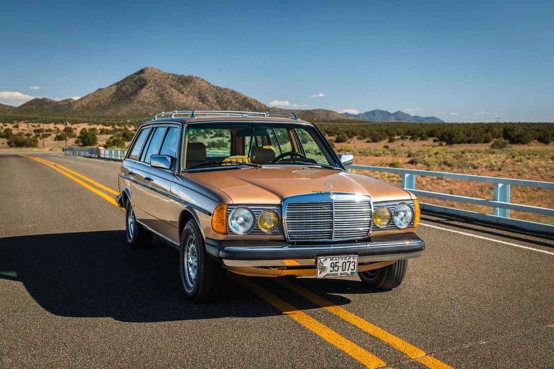 1983 Mercedes-Benz E-Class - Image 16 of 31