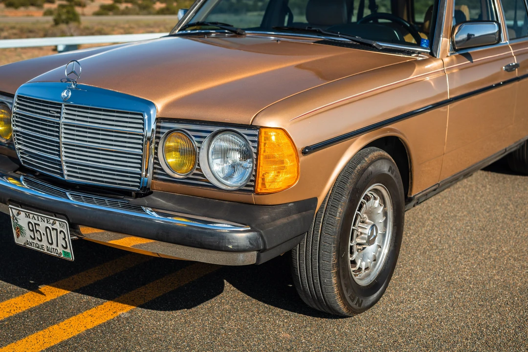 1983 Mercedes-Benz E-Class - Image 19 of 31