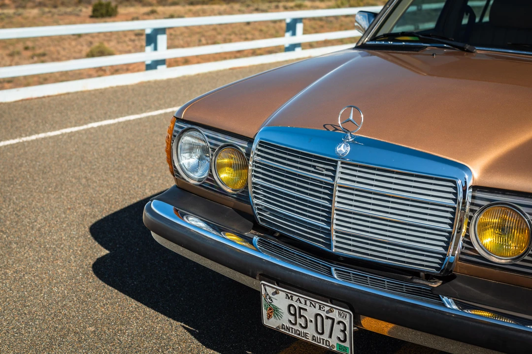 1983 Mercedes-Benz E-Class - Image 18 of 31