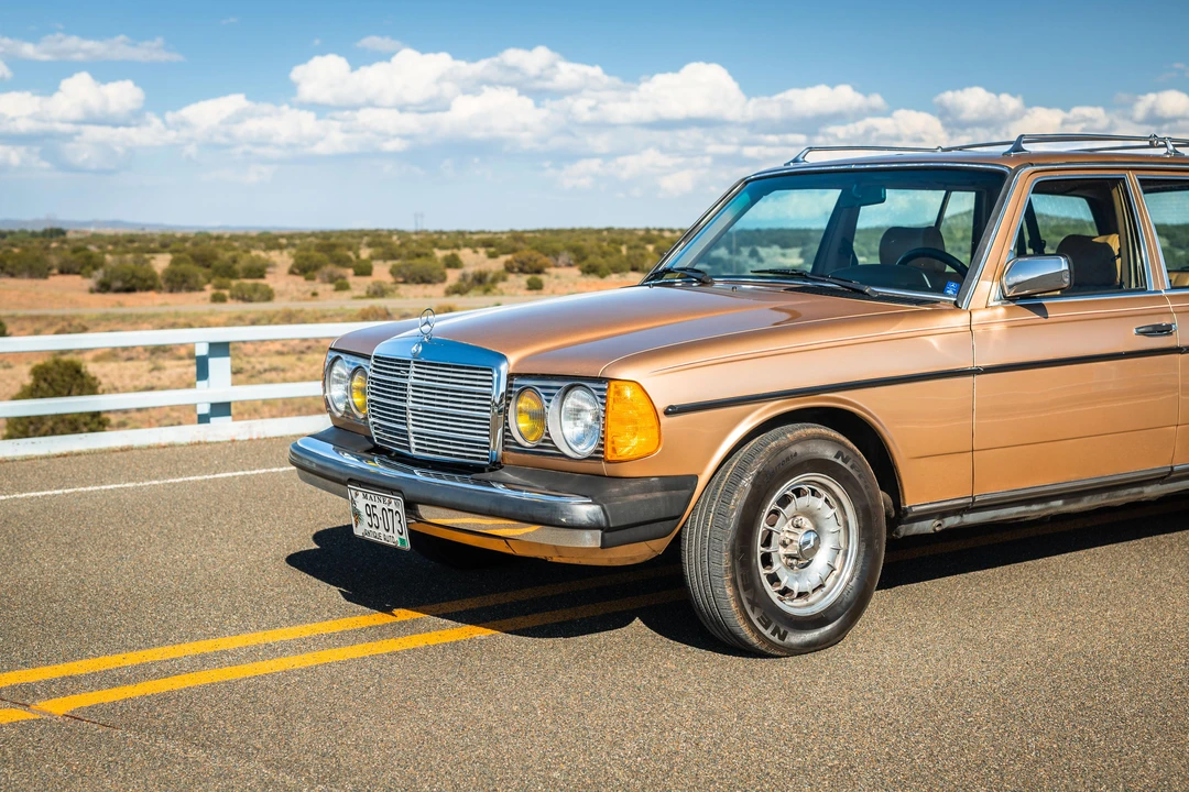 1983 Mercedes-Benz E-Class - Image 20 of 31