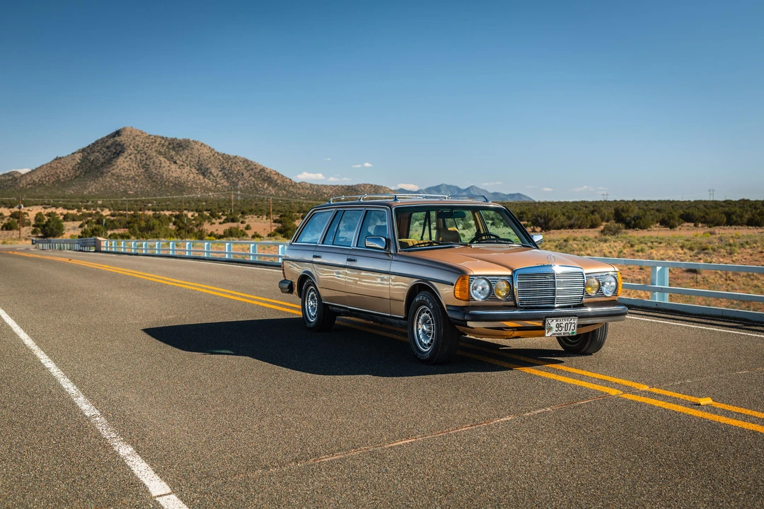 1983 Mercedes-Benz E-Class - Image 15 of 31