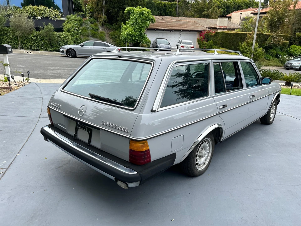 1983 Mercedes-Benz E-Class - Image 31 of 31