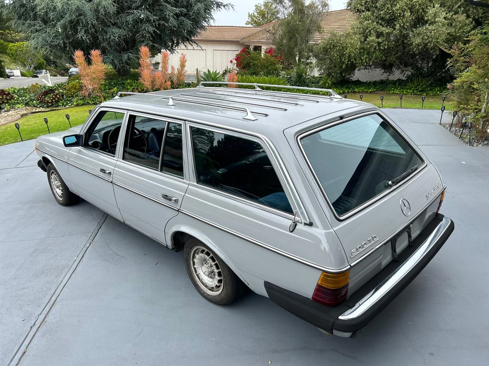 1983 Mercedes-Benz E-Class - Image 20 of 31