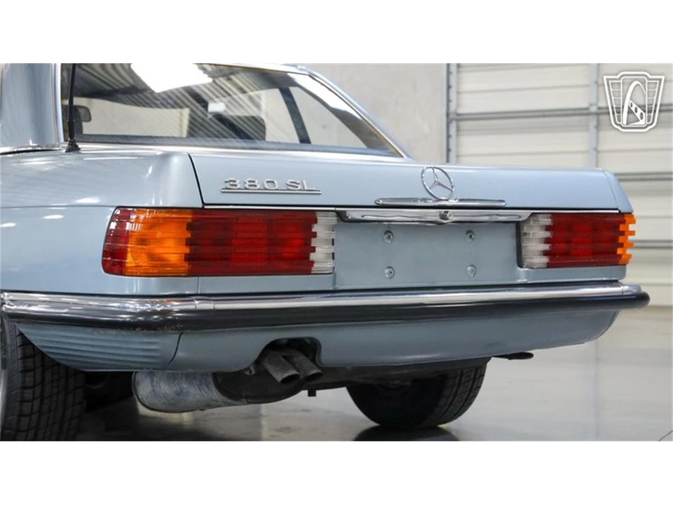 1983 Mercedes-Benz 190E - Image 11 of 31