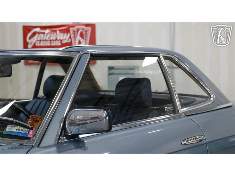 1983 Mercedes-Benz 190E - Image 26 of 31