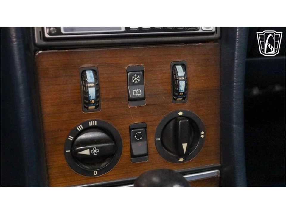 1983 Mercedes-Benz 190E - Image 22 of 31