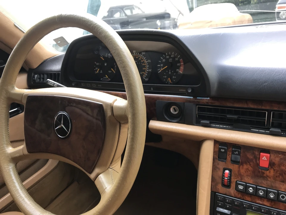1983 Mercedes-Benz C126 S-Class Coupe - Image 27 of 31