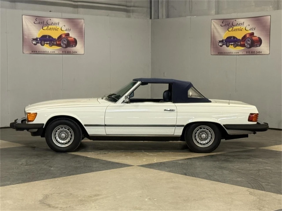 1983 Mercedes-Benz R107 SL-Class - Image 2 of 31