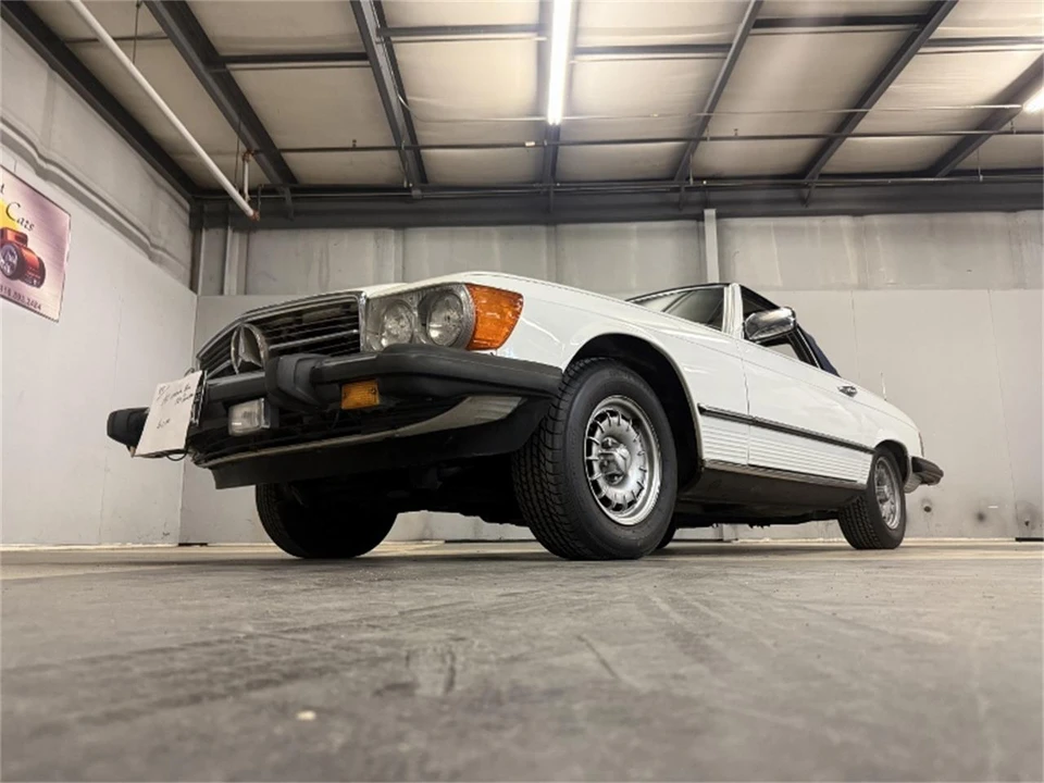 1983 Mercedes-Benz R107 SL-Class - Image 12 of 31
