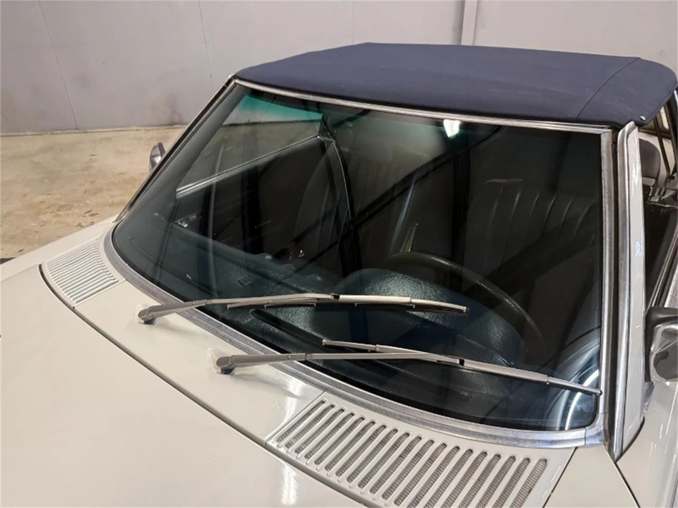 1983 Mercedes-Benz R107 SL-Class - Image 16 of 31