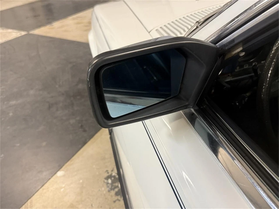 1983 Mercedes-Benz R107 SL-Class - Image 17 of 31