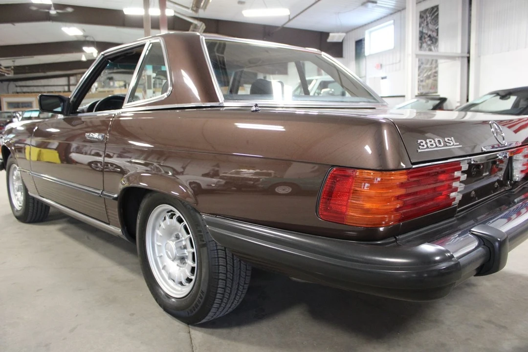 1983 Mercedes-Benz R107 SL-Class - Image 11 of 31