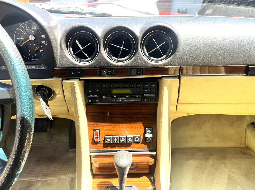 1983 Mercedes-Benz R107 SL-Class - Image 25 of 31