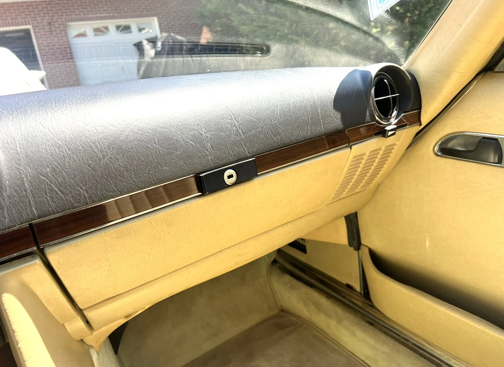 1983 Mercedes-Benz R107 SL-Class - Image 26 of 31