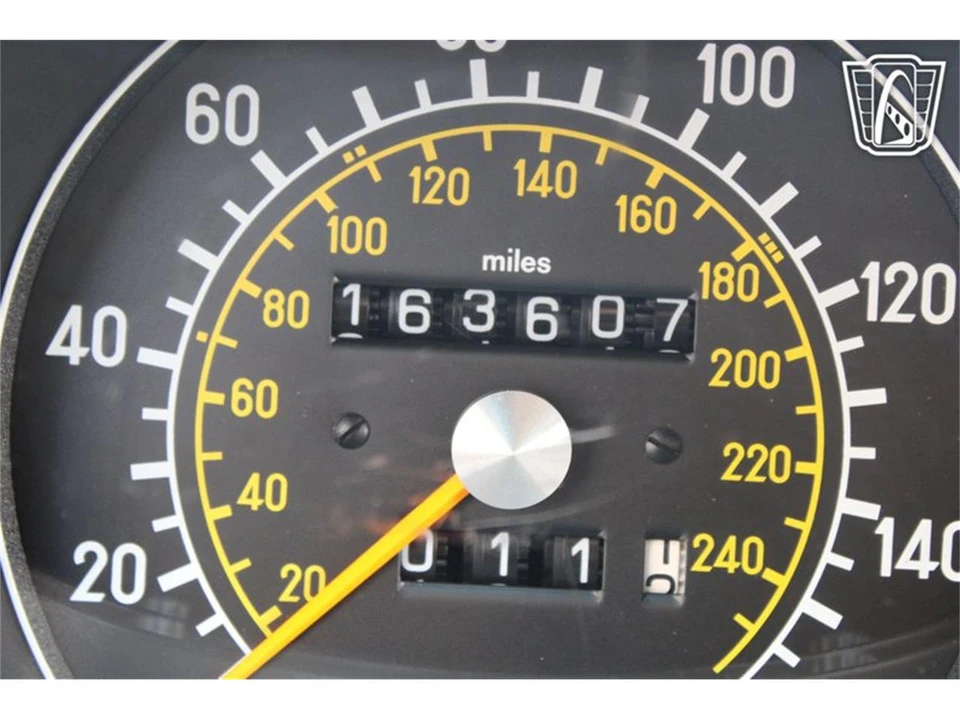 1983 Mercedes-Benz R107 SL-Class - Image 19 of 31