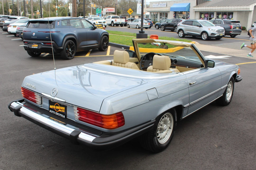 1983 Mercedes-Benz R107 SL-Class - Image 6 of 31