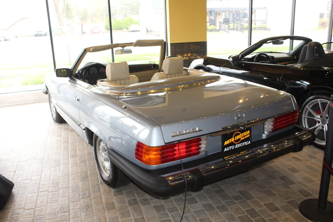1983 Mercedes-Benz R107 SL-Class - Image 14 of 31